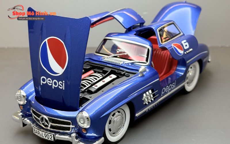 Mô hình Mercedes-Benz 300SL 1:24 Phiên Bản Nước Ngọt
