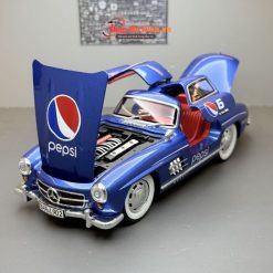 Mô hình Mercedes-Benz 300SL 1:24 Phiên Bản Nước Ngọt