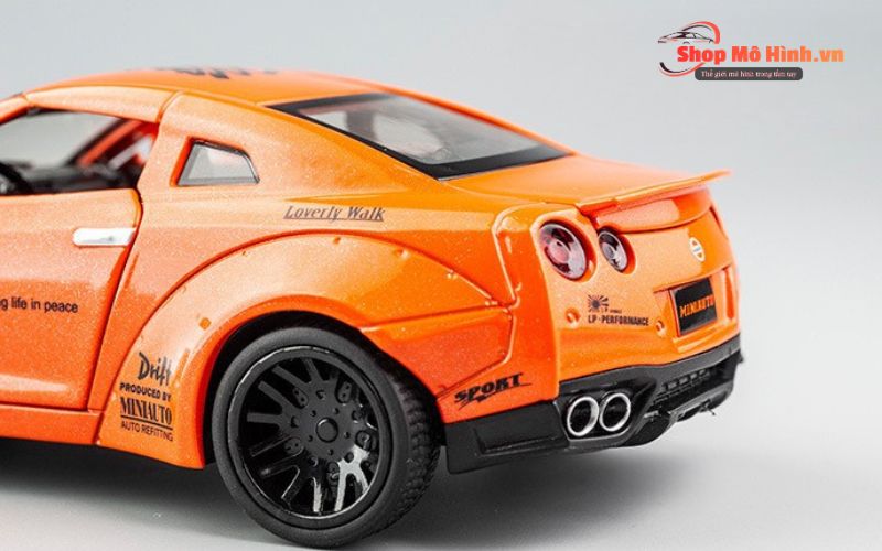 Mô hình siêu xe NISSAN GTR 1:32 Mini Auto